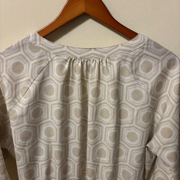 New York & Company Cream Geometric Long Sleeve Blouse - Picture 5 of 15